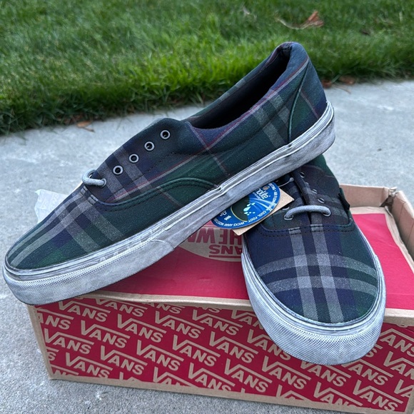 NIB Vans Era CA Lace Up Sneakers - Picture 4 of 16